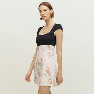 Reformation Tivoli Dress Black / Perfume Size 6 worn once